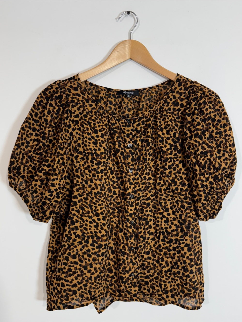 WSH131 {Madewell} Animal Cheetah Leopard Short Puff Sleeve Button Down Blouse